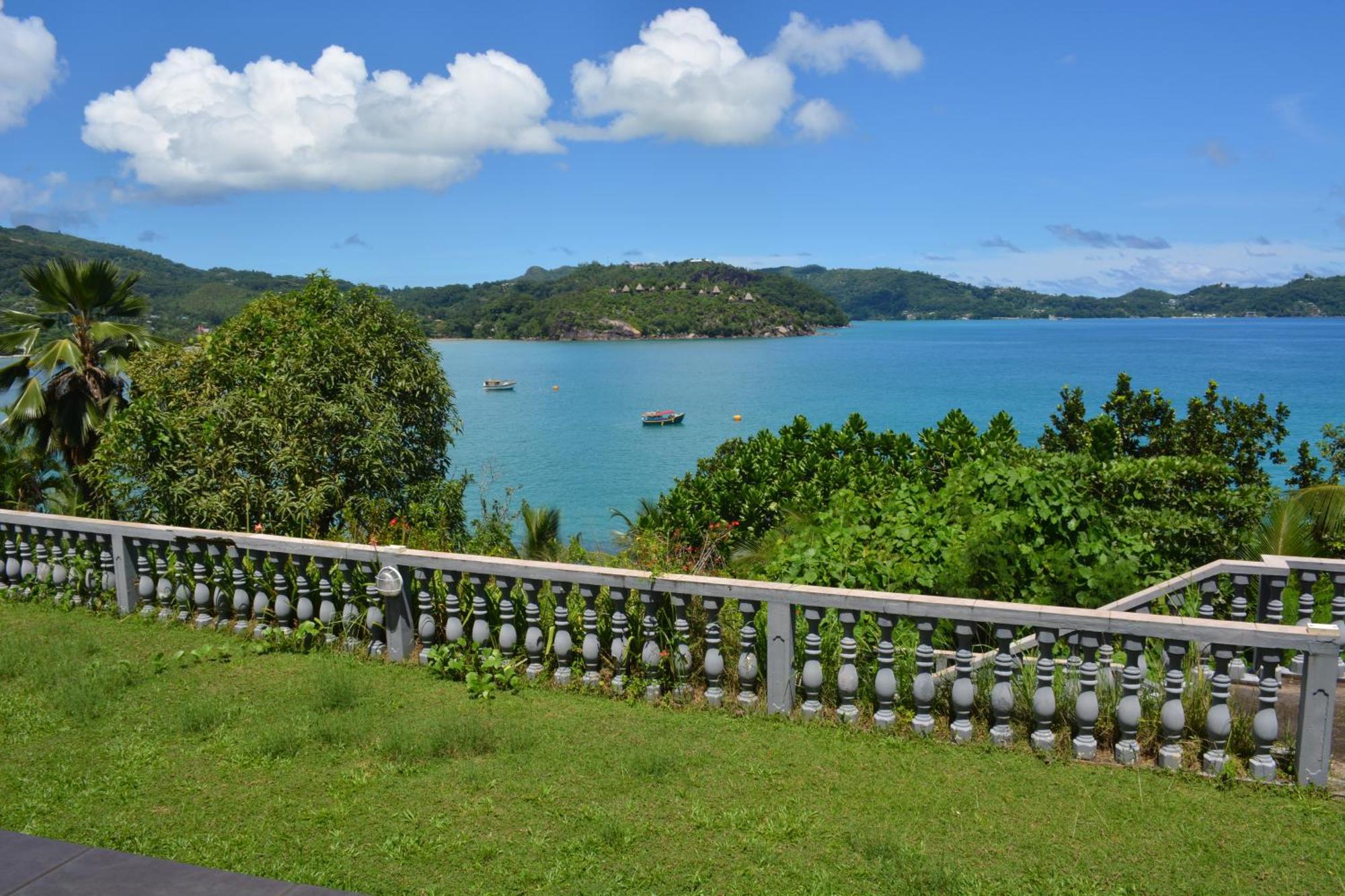 Bayview Villa -Sea Side Villa Anse Boileau Exteriér fotografie